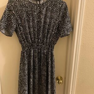 Elegant Black and White Dot Dress, no size listed but fits as S-M